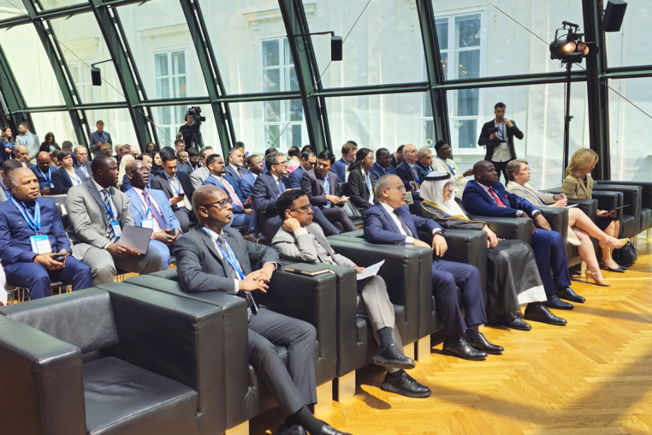 İqtisadiyyat naziri OPEC Beynəlxalq İnkişaf Fondunun Forumunda iştirak edib