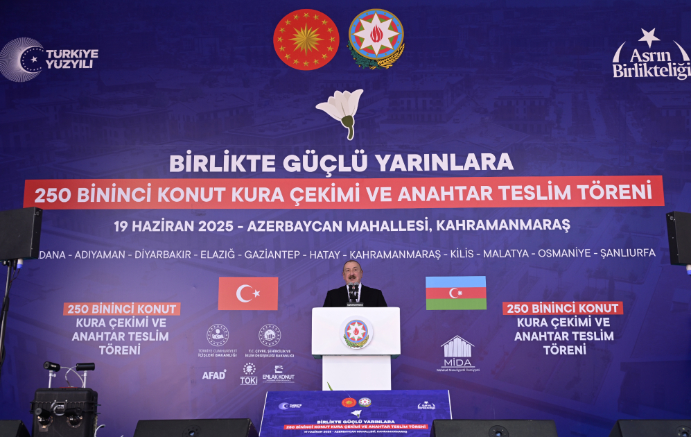 Türkiyənin Kahramanmaraş şəhərində “Azərbaycan” məhəlləsinin açılış mərasimi keçirilib YENİLƏNİB - 6 Türkiyənin Kahramanmaraş şəhərində “Azərbaycan” məhəlləsinin açılış mərasimi keçirilib YENİLƏNİB - 6