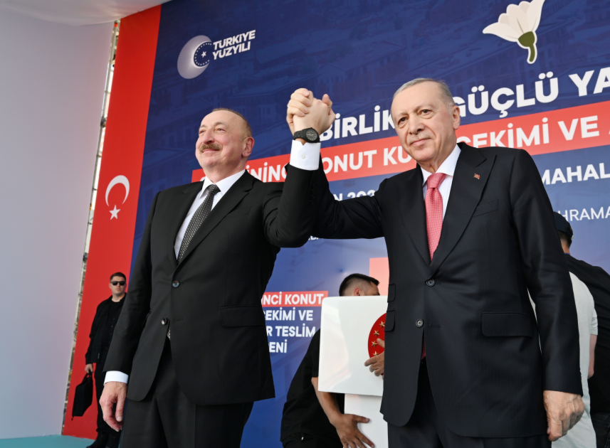 Türkiyənin Kahramanmaraş şəhərində “Azərbaycan” məhəlləsinin açılış mərasimi keçirilib YENİLƏNİB - 6 Türkiyənin Kahramanmaraş şəhərində “Azərbaycan” məhəlləsinin açılış mərasimi keçirilib YENİLƏNİB - 6