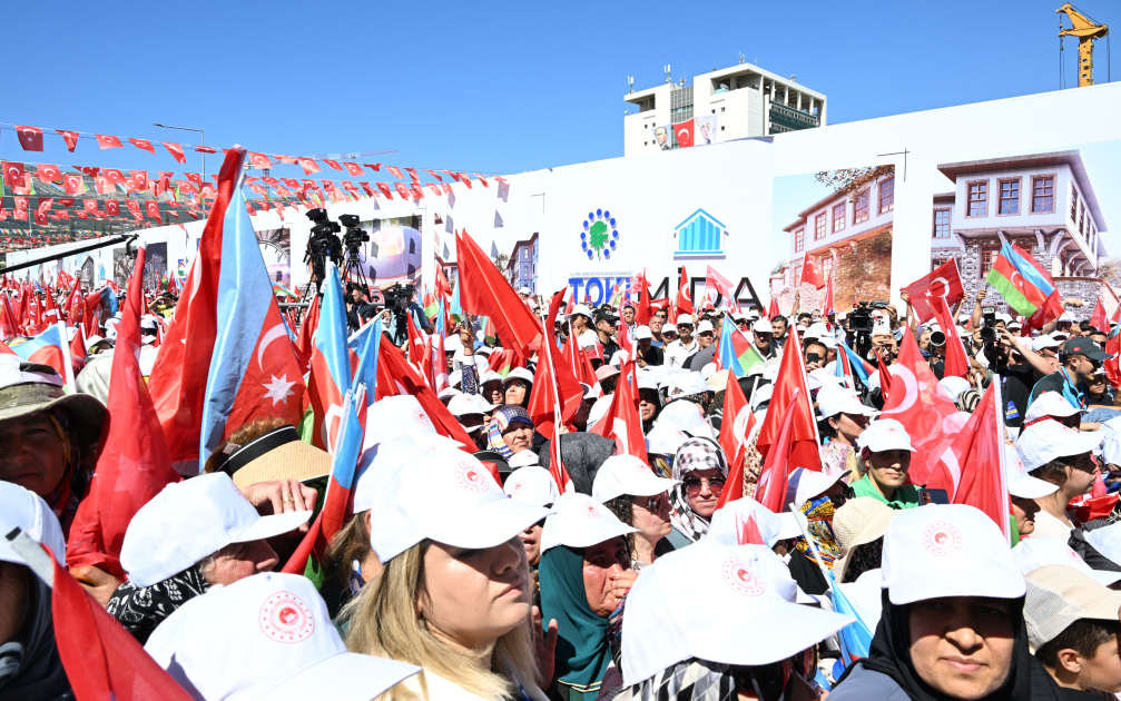Türkiyənin Kahramanmaraş şəhərində “Azərbaycan” məhəlləsinin açılış mərasimi keçirilib YENİLƏNİB - 6 Türkiyənin Kahramanmaraş şəhərində “Azərbaycan” məhəlləsinin açılış mərasimi keçirilib YENİLƏNİB - 6