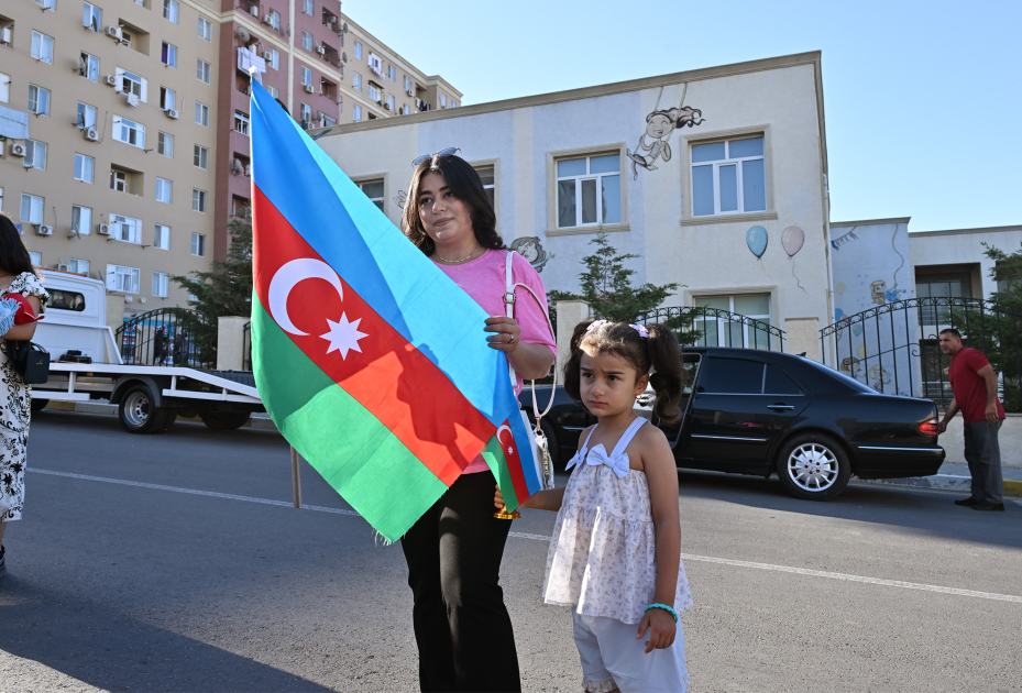 Xocalı rayonunun Xanyurdu və Təzəbinə kəndlərinə ilk köç karvanı yola salınıb