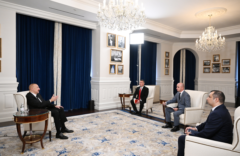Prezident İlham Əliyev Vaşinqtonda Azərbaycanın media nümayəndələrinə müsahibə verib