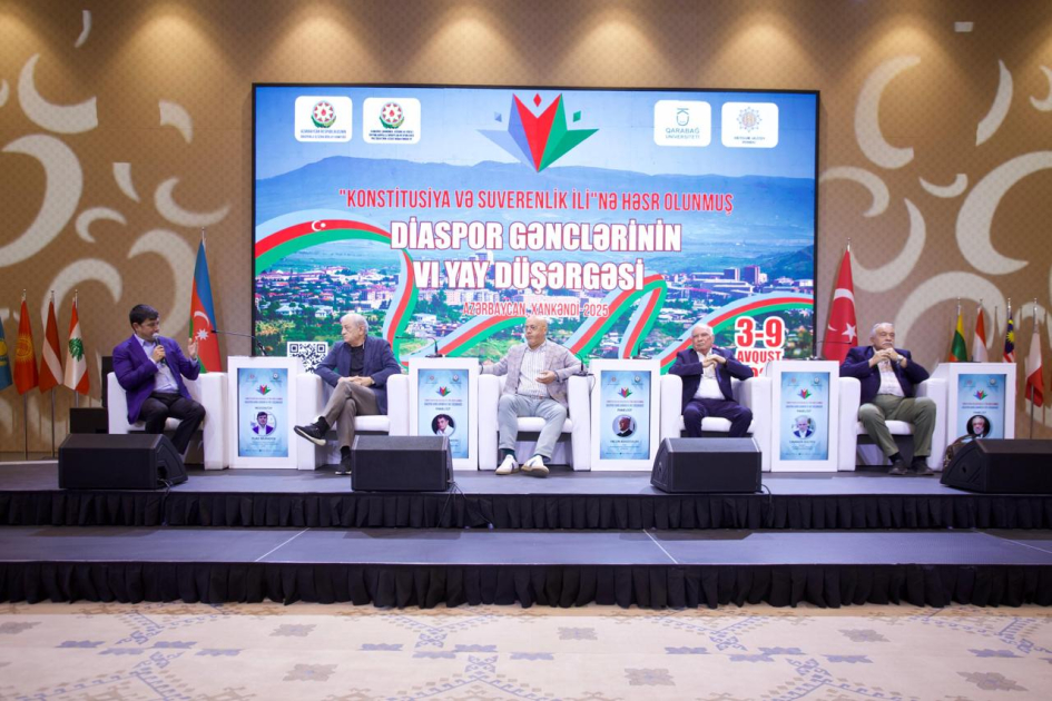 Azərbaycanın görkəmli ziyalıları VI Yay Düşərgəsində