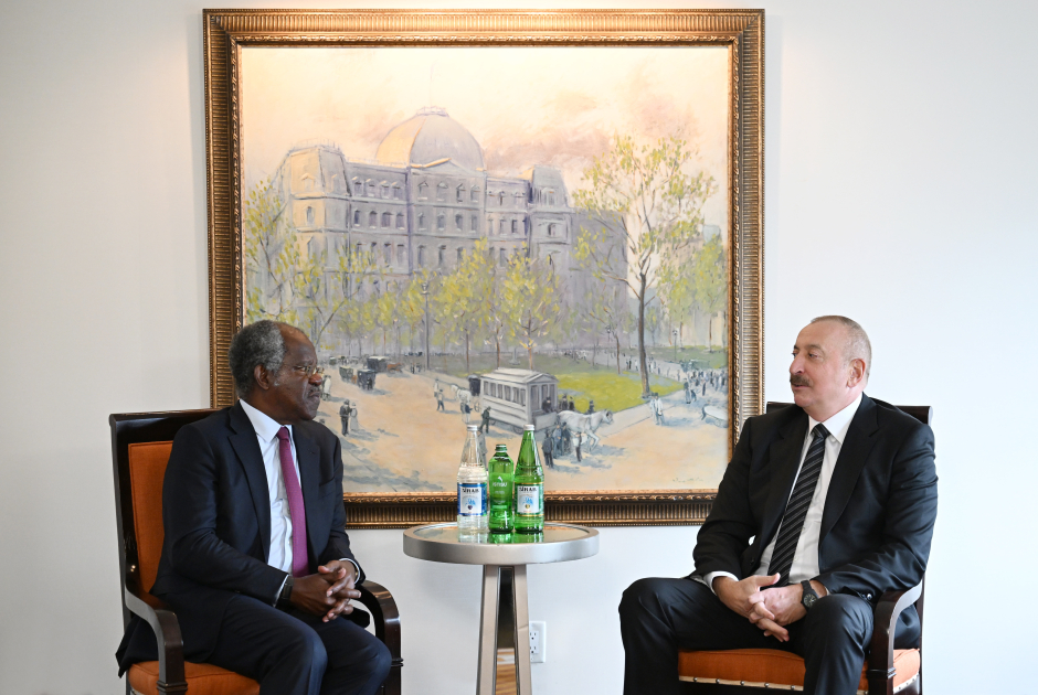 Prezident İlham Əliyev Nyu-Yorkda “Global Infrastructure Partners” şirkətinin təsisçisi, sədri və baş icraçı direktoru ilə görüşüb