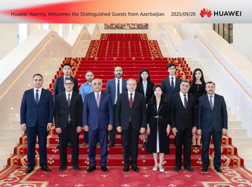 UNEC-in “Huawei” ilə əməkdaşlıq imkanları müzakirə edilib
