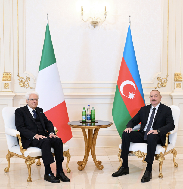 Azərbaycan Prezidenti İlham Əliyevin İtaliya Prezidenti Sercio Mattarella ilə təkbətək görüşü keçirilib