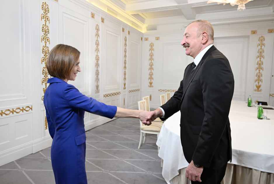 Azərbaycan Prezidenti İlham Əliyev Kopenhagendə Moldova Prezidenti ilə görüşüb