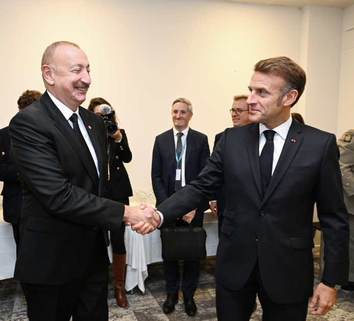 Azərbaycan Prezidenti İlham Əliyevin Kopenhagendə Fransa Prezidenti ilə görüşü olub