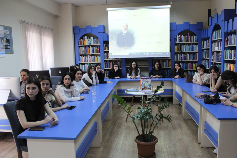 Uşaq ədəbiyyatı mövzusunda müzakirə aparılıb