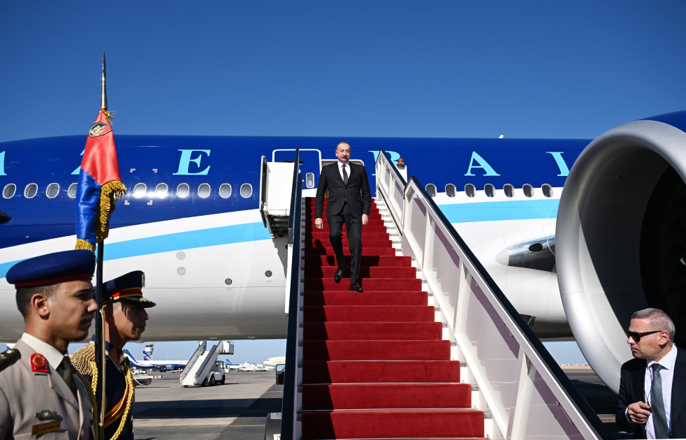Prezident İlham Əliyev Misirə işgüzar səfərə gəlib