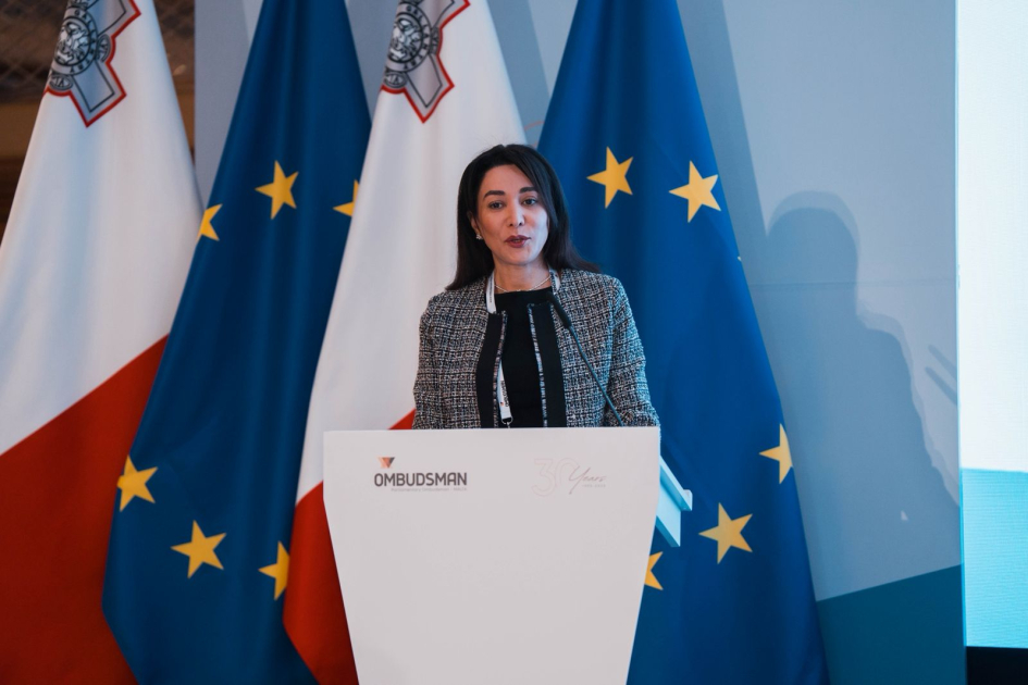 Ombudsman Səbinə Əliyeva beynəlxalq konfransda çıxış edib