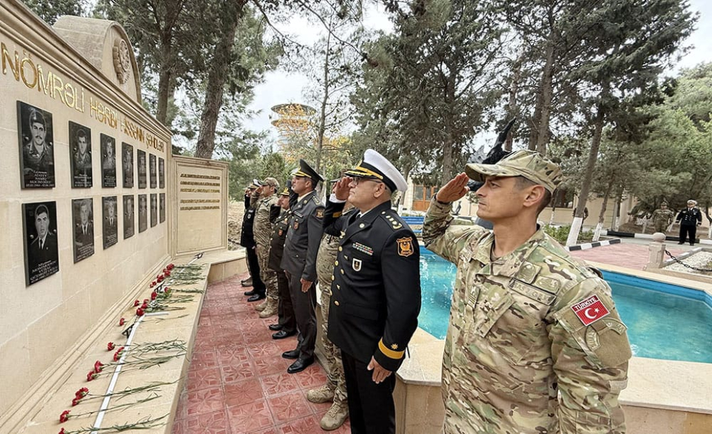 Hərbi Dəniz Qüvvələrində buraxılış mərasimi keçirilib