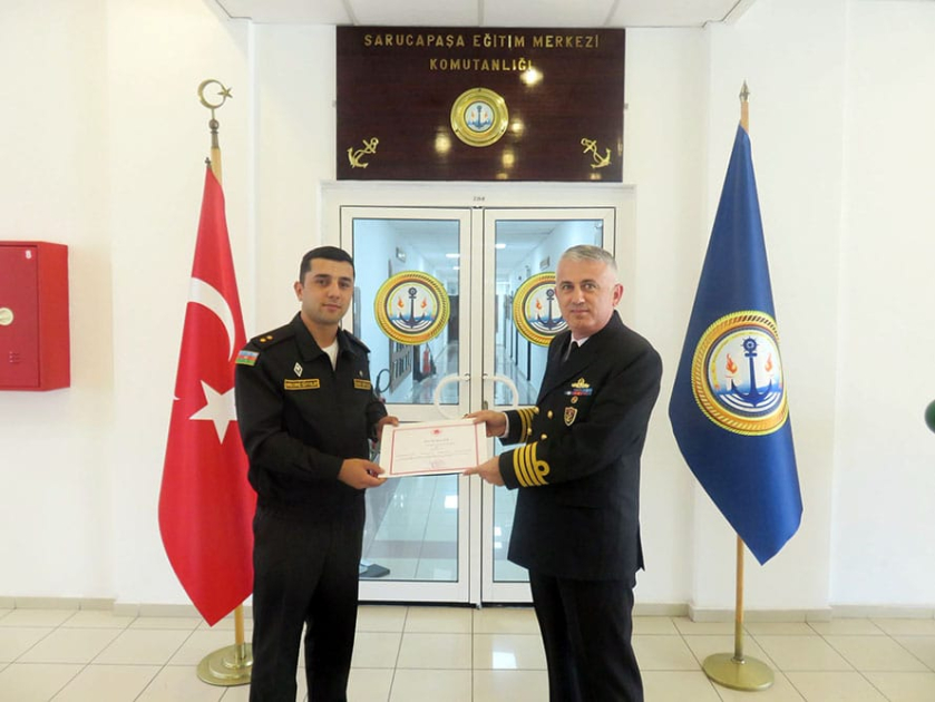 Hərbi qulluqçularımız “Yanğınla mübarizə” ixtisasartırma kursunda iştirak ediblər