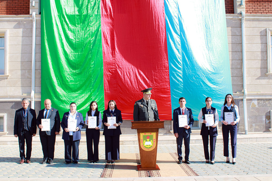 Azərbaycan Ordusunda Müstəqilliyin Bərpası Günü qeyd olunub