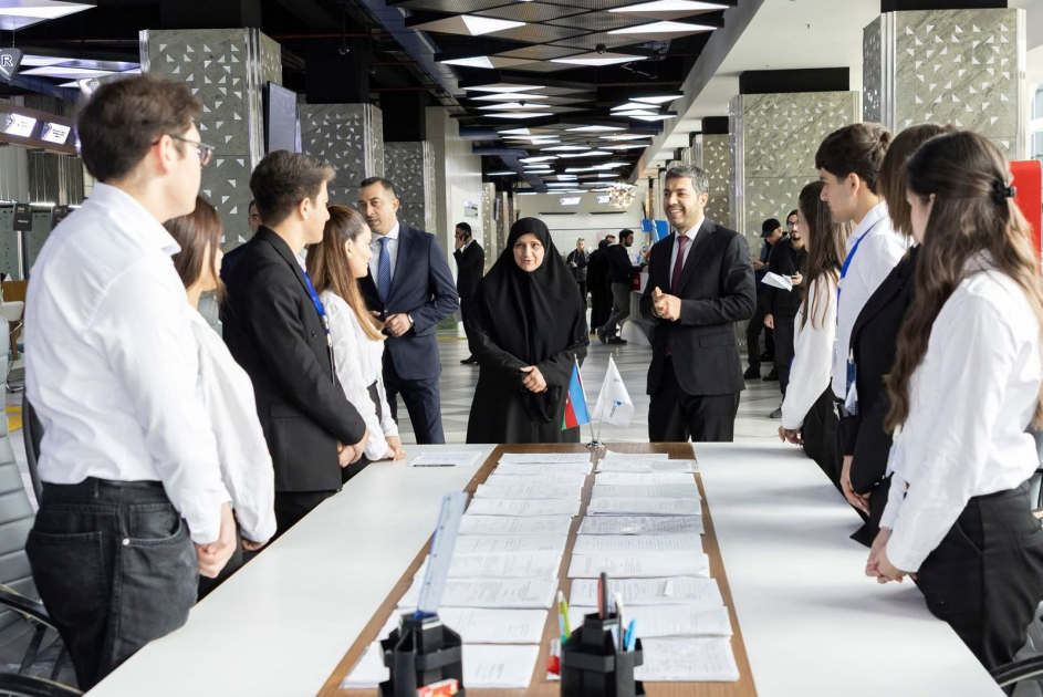 İraqın rabitə naziri “ASAN xidmət”in təcrübəsinin ölkəsində tətbiqində maraqlı olduğunu bildirib