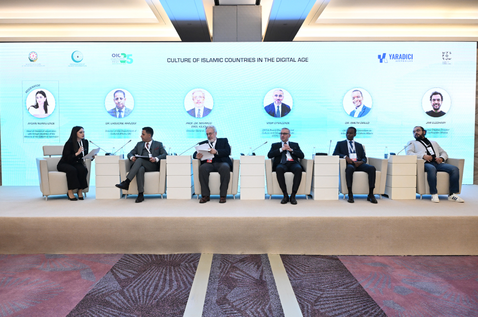 “Rəqəmsal dövrdə İslam ölkələrinin mədəniyyəti” mövzusunda fikir mübadiləsi aparılıb