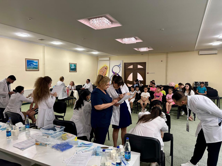 Səhiyyə Nazirliyinin həssas əhali qrupları üçün səyyar xidməti çərçivəsində 8 mindən çox vətəndaş müayinə olunub - AZƏRTAC