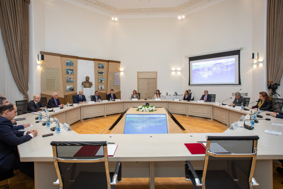 Naxçıvanda ümumi gücü 50 meqavat olan Günəş elektrik stansiyaları layihələri üzrə müqavilələr imzalanıb