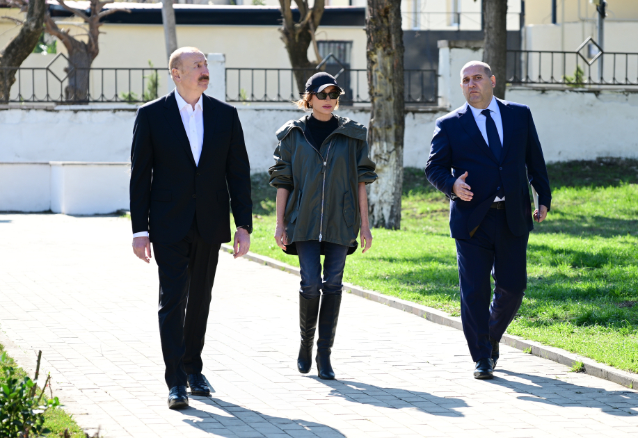 Prezident İlham Əliyev Xocavənd şəhər və Xocavənd kənd sakinləri ilə görüşüb