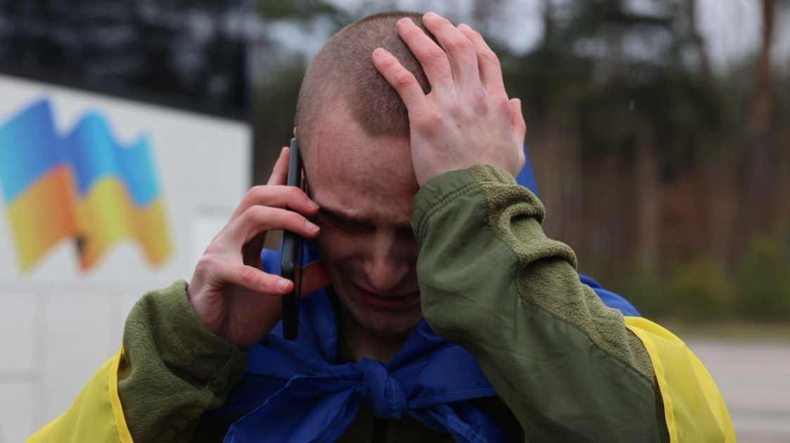 Zelenski: Rusiya əsirliyindən 175 hərbçi və 7 mülki şəxs qayıdıb