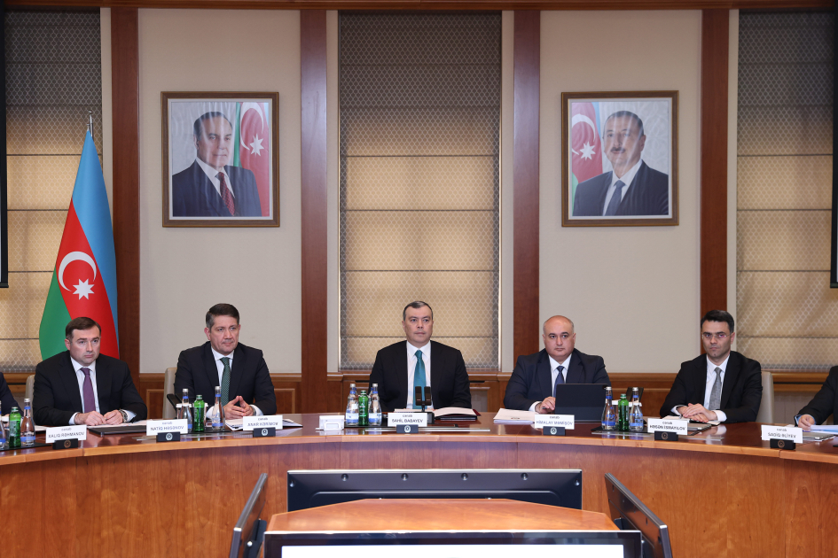 Kollegiya iclasında xəzinədarlıq və maliyyə nəzarəti sahəsində görülən işlər müzakirə olunub