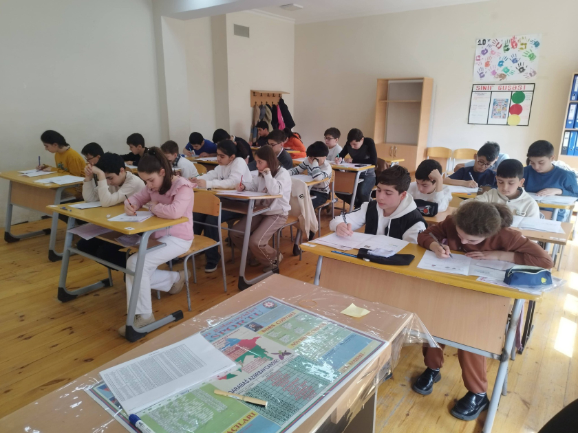 Şəki Zaqatala bölgəsi üzrə olimpiada və müsabiqələrin yarımfinalında 815 şagird biliyini sınayıb