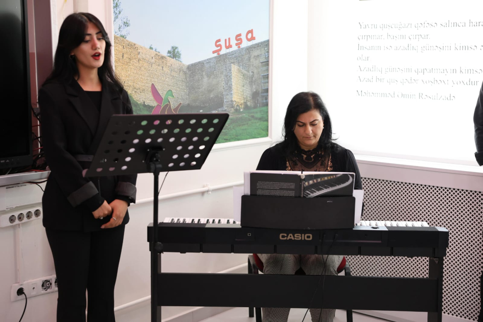 İğdırdakı Heydər Əliyev adına liseydə “Bir millət, iki dövlət” adlı sinif otağı açılıb