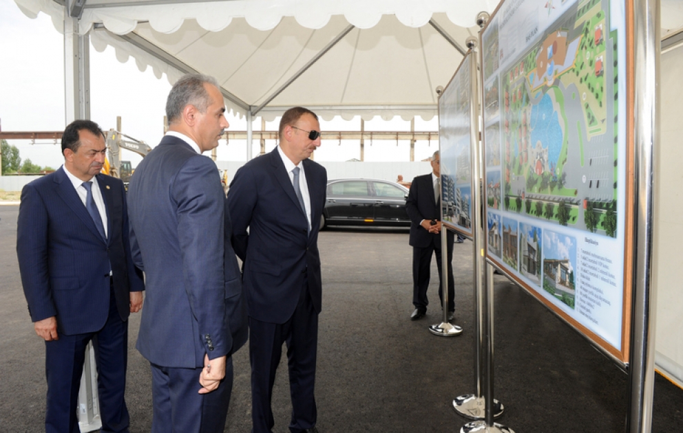 La pose de la première pierre du complexe d’hôtel à Lenkoran