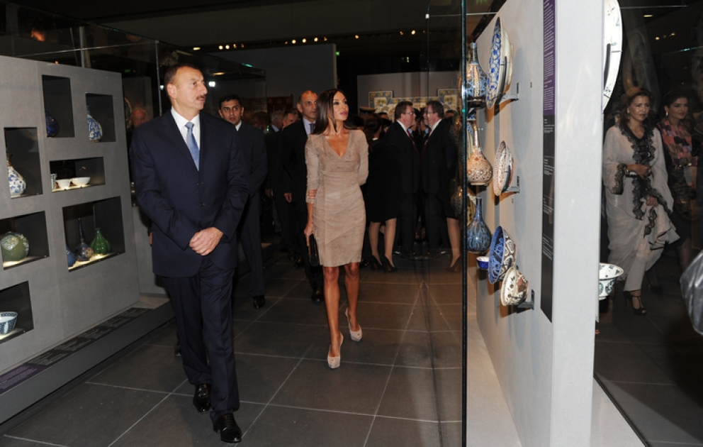 Le président azerbaïdjanais M. Ilham Aliyev a participé à la cérémonie d’ouverture du département des Arts de l’Islam du musée du Louvre