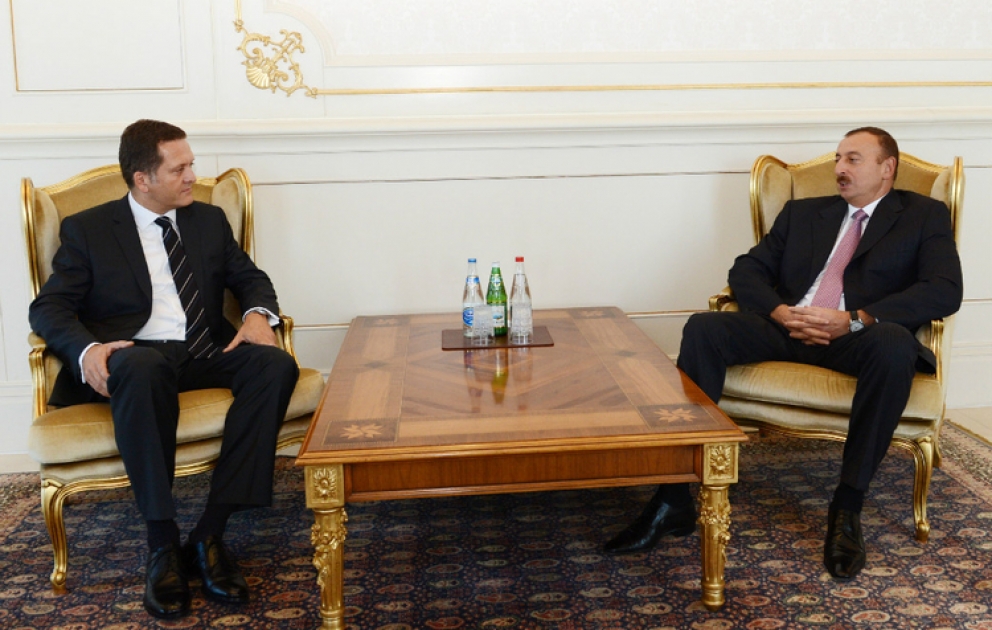 Le président M. Ilham Aliyev a reçu les lettres de créance du nouvel ambassadeur turc en Azerbaïdjan