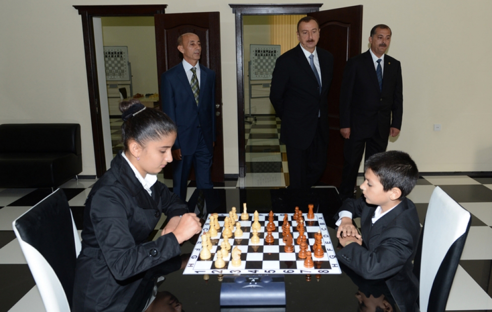 Le président Ilham Aliyev a participé à l’inauguration de l’Ecole d’échecs à Imichli