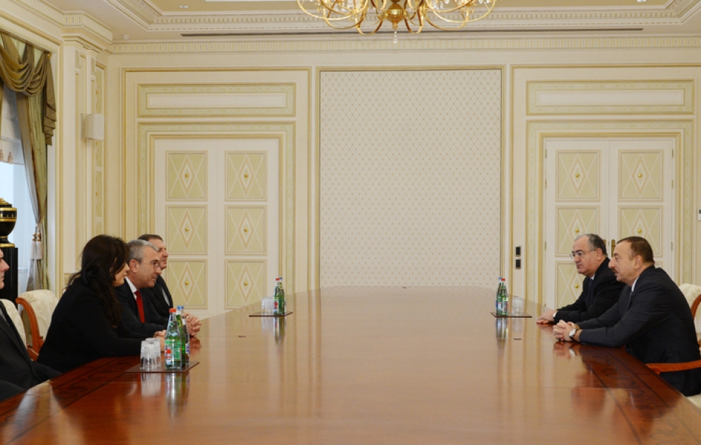 Le président azerbaïdjanais M. Ilham Aliyev a reçu la délégation dirigée par le président de la Cour suprême de cassation de Bulgarie