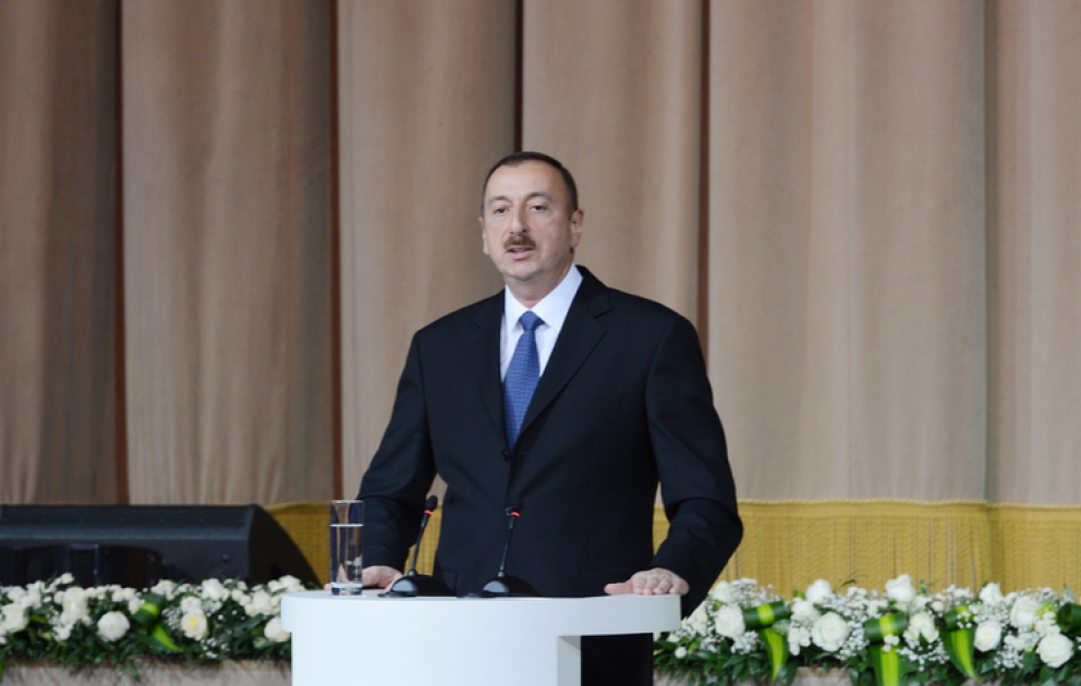 Le président Ilham Aliyev a participé à la réception consacrée au 20e anniversaire de la naissance du Parti du Nouvel Azerbaïdjan