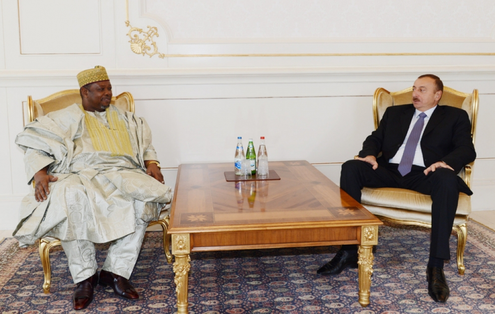 Le président M. Ilham Aliyev a reçu les lettres de créance du nouvel ambassadeur nigérian en Azerbaïdjan