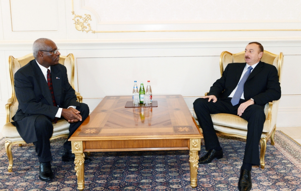 Le président M. Ilham Aliyev a reçu les lettres de créance du nouvel ambassadeur érythréen en Azerbaïdjan