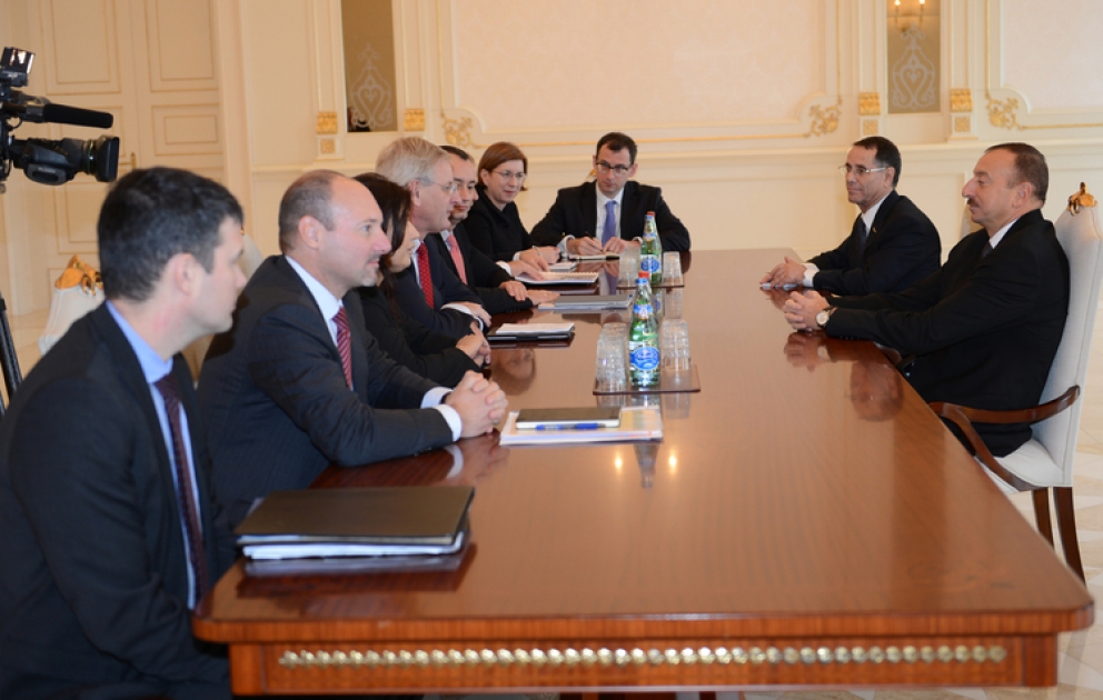 Le président azerbaïdjanais M. Ilham Aliyev a reçu les ministres des affaires étrangères de la Bulgarie et de la Suède, et le chef de l’office présidentiel de la Pologne