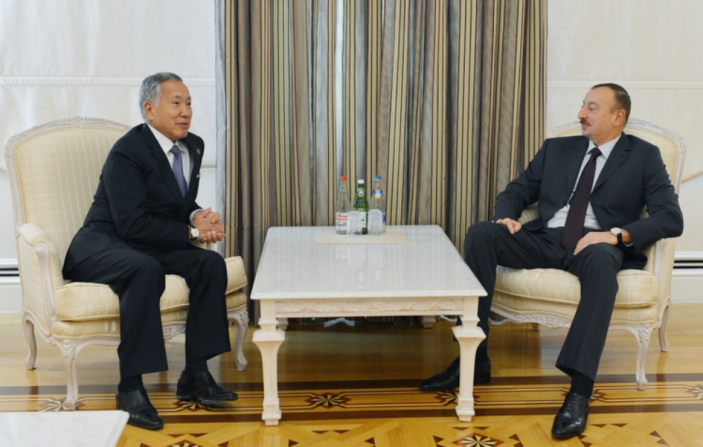 Le président Ilham Aliyev a reçu l’ambassadeur du Kazakhstan en Azerbaïdjan à l’occasion de l’achèvement de sa mission diplomatique