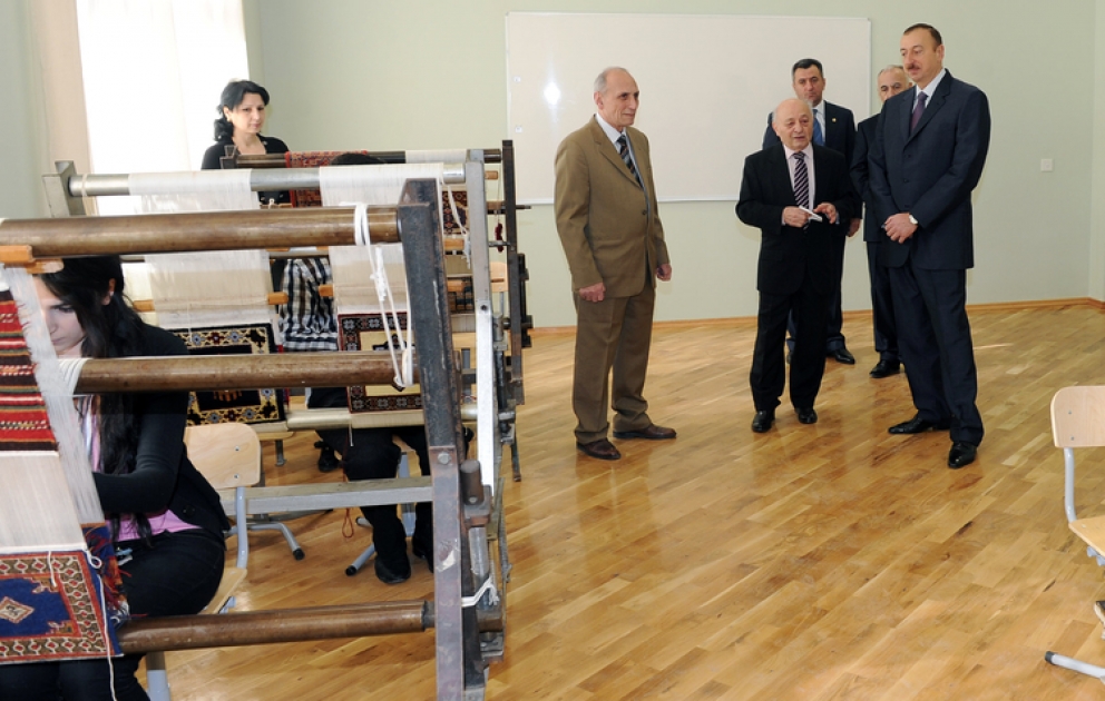 Le président Ilham Aliyev a visité le nouveau bâtiment de l’Académie Nationale de Peinture d’Azerbaïdjan