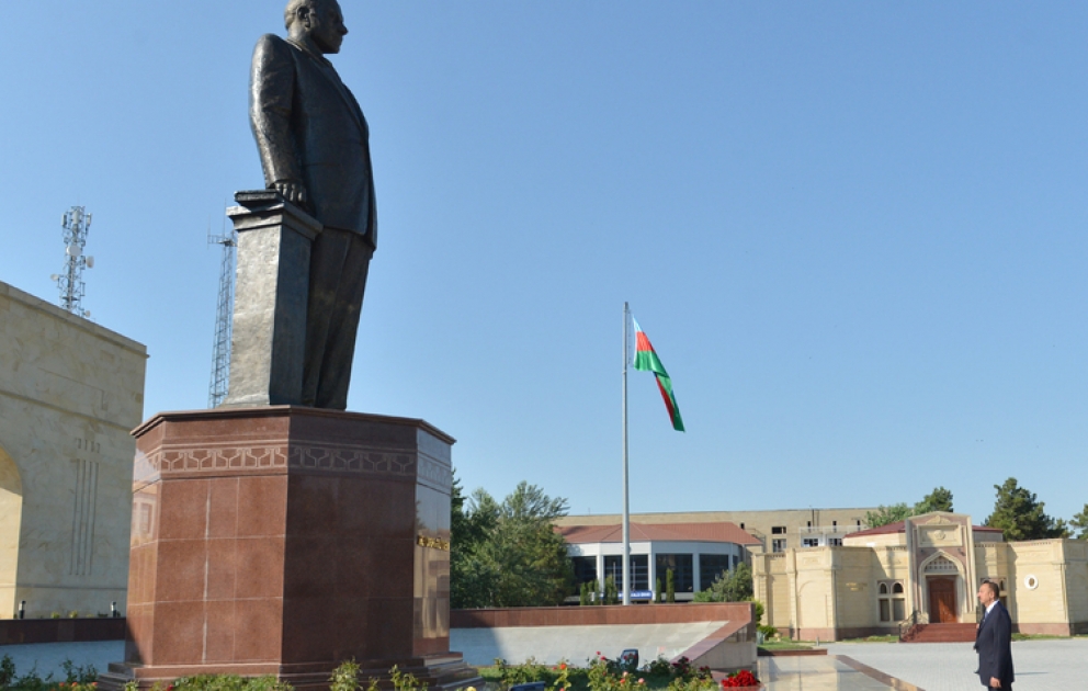 President Ilham Aliyev arrives in Shirvan VİDEO
