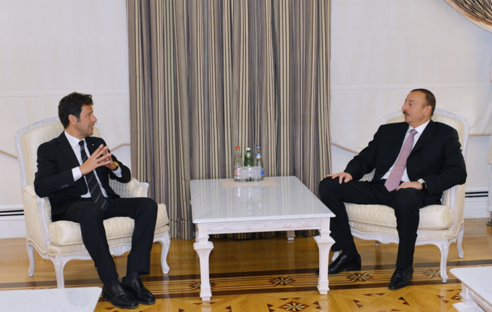 Azerbaijani President receives outgoing Italian ambassador VİDEO