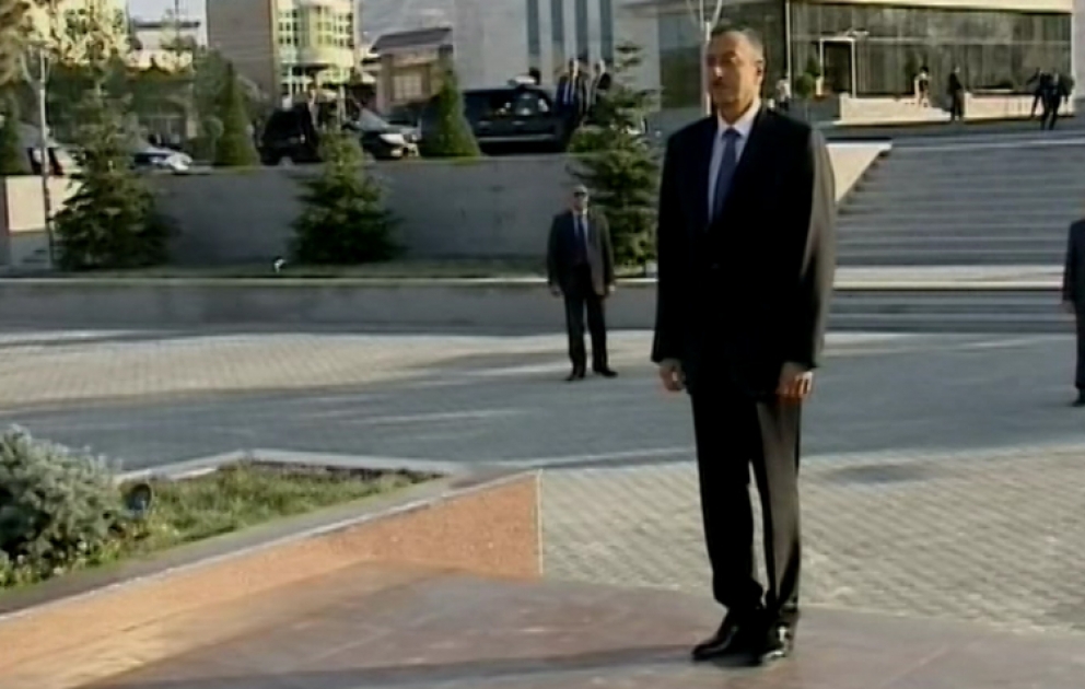 President Ilham Aliyev starts Siyazan visit VİDEO