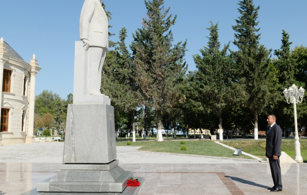 President Ilham Aliyev arrives in Kurdamir district VİDEO