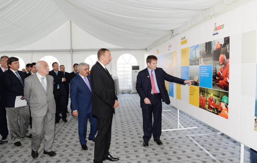 President Aliyev visits the completed West Chirag topsides VİDEO