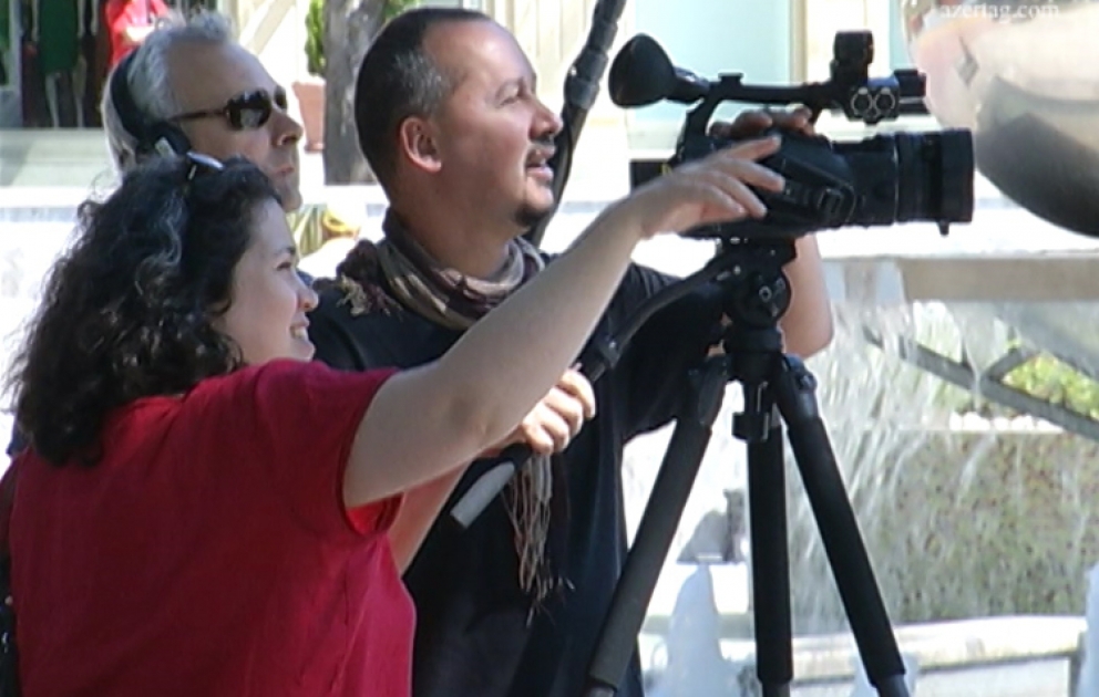 Des documentaristes français tournent un film sur la tolérance azerbaïdjanaise VİDEO