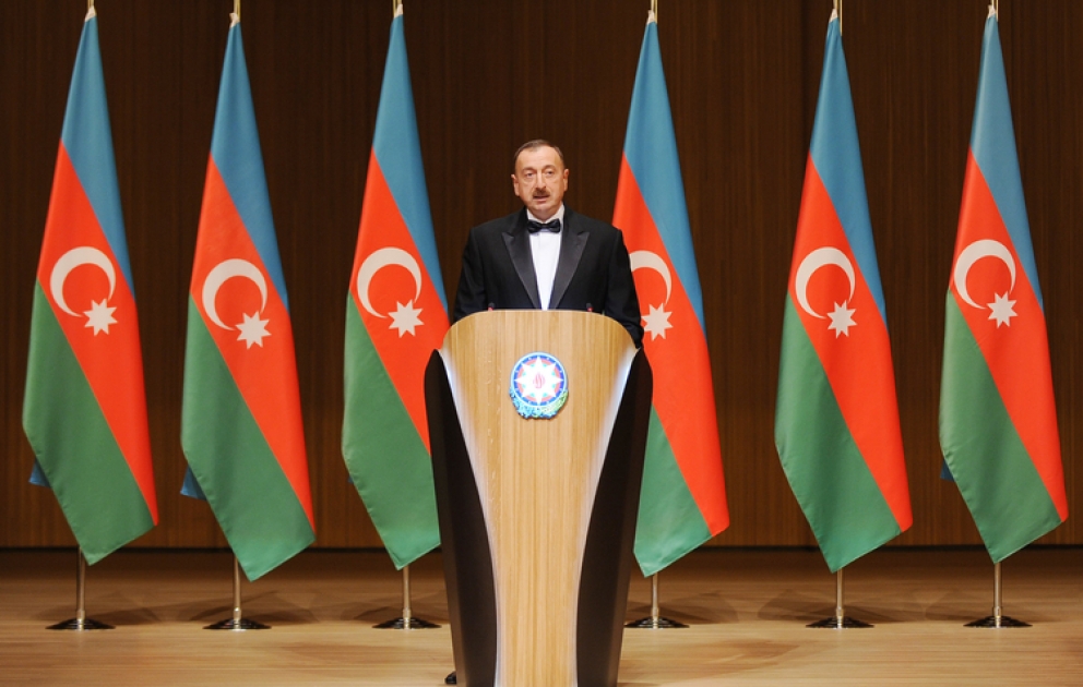La cérémonie solennelle consacrée au 90e anniversaire du leader national Heydar Aliyev a eu lieuLa cérémonie a été marquée par la présence du président azerbaïdjanais Ilham Aliyev VIDEO