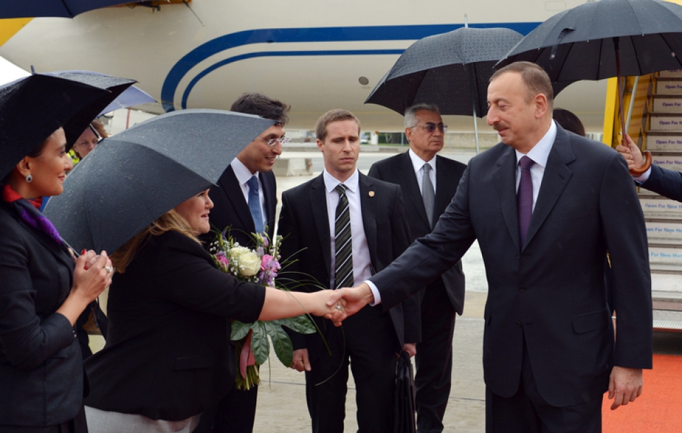Le president azerbaïdjanais Ilham Aliyev est arrivé en visite officielle en Autriche VIDEO