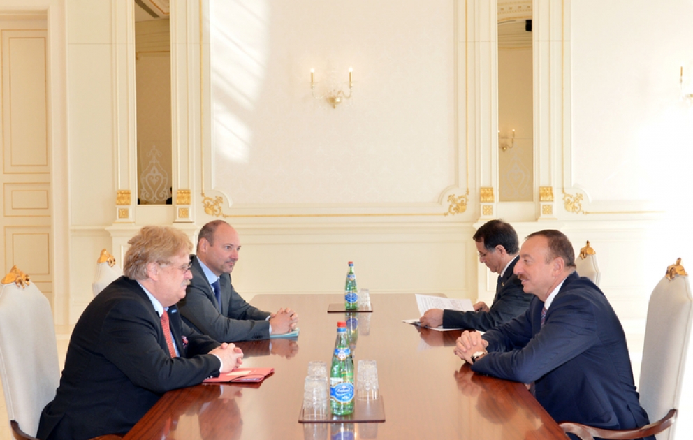 Le président azerbaïdjanais Ilham Aliyev a reçu le président de la commission des affaires étrangères du Parement européen VIDEO
