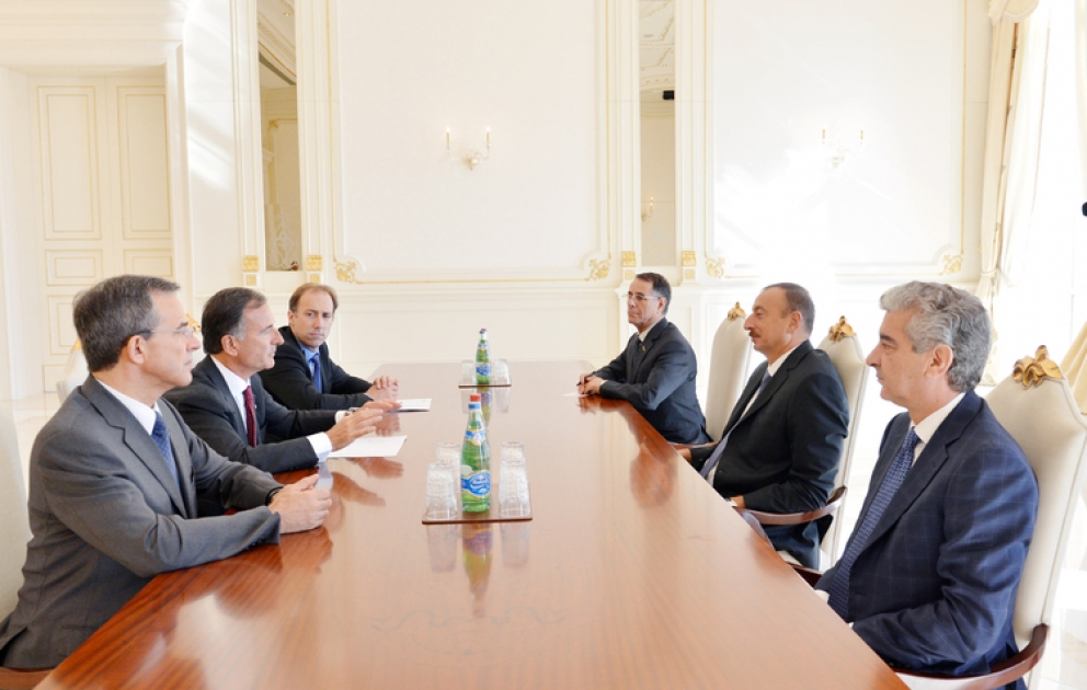 Le président azerbaïdjanais Ilham Aliyev a reçu la délégation conduite par le coprésident du groupe d’experts sur les Affaires étrangères du Parti populaire européen, l’ancien chef de la diplomatie italienne VİDEO