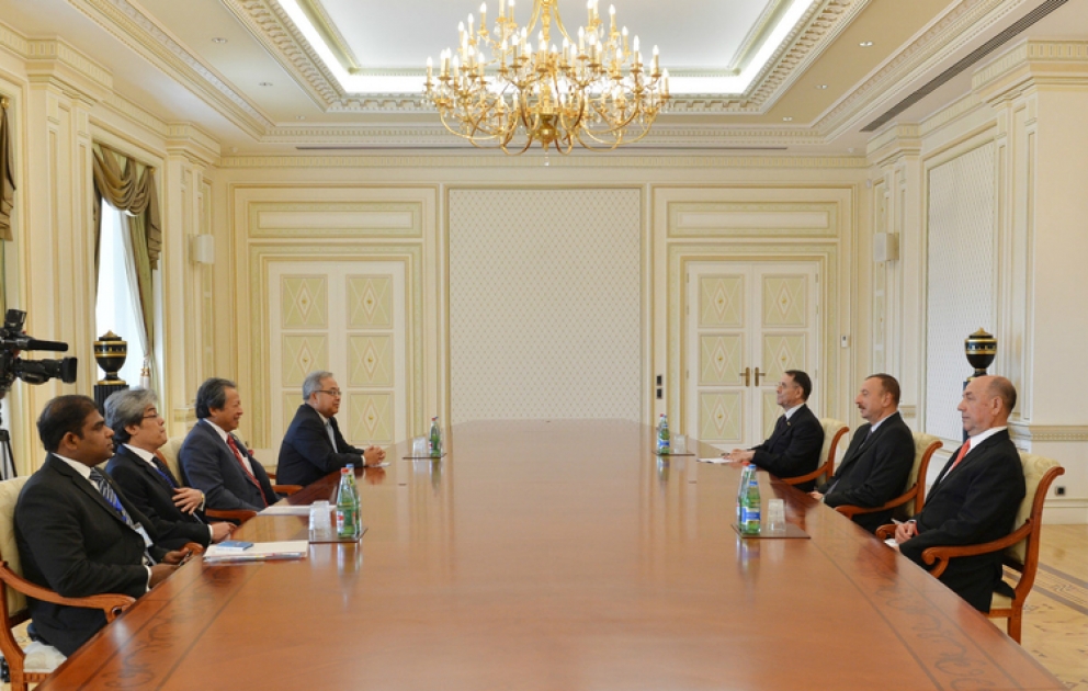 Le président azerbaïdjanais Ilham Aliyev a reçu le ministre des affaires étrangères de la Malaisie VİDEO