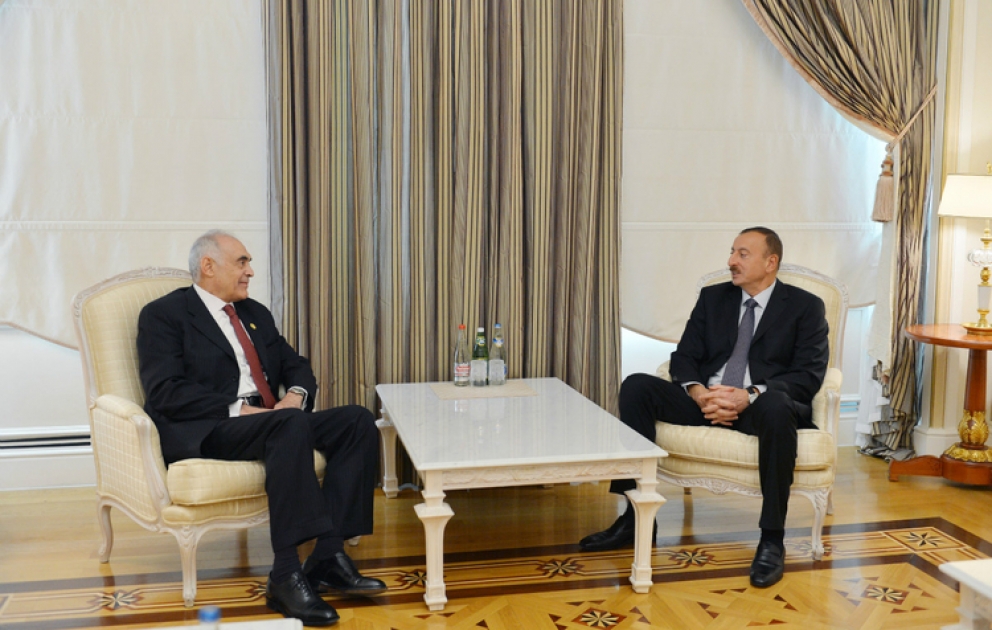 Le président azerbaïdjanais Ilham Aliyev a reçu le ministre égyptien des affaires étrangères VİDEO